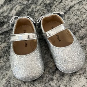 New Felix & Flora glitter baby ballet time for the holidays! Sz 6.5 (13 cm)